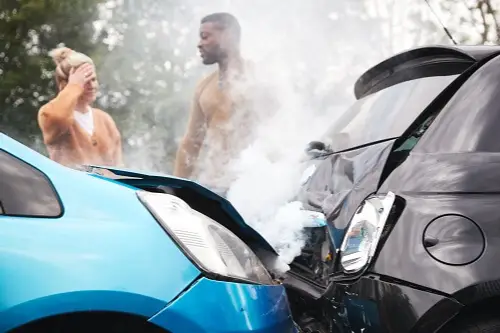 حادث سائق غير مؤمَّن في جورجيا.