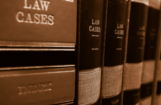 how much does a personal injury lawyer make