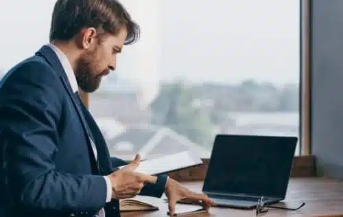 lawyer discussing a case